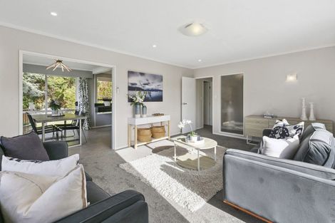 Photo of property in 37 Woodman Drive, Tawa, Wellington, 5028