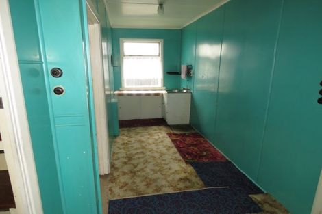 Photo of property in 35 Russell Street, Westport, 7825