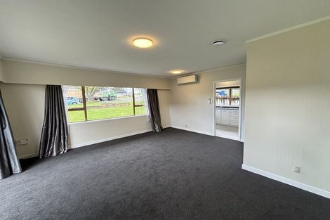 Photo of property in 18 Mcleod Road, Weymouth, Auckland, 2103