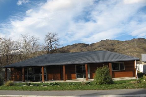 Photo of property in 6 Alpha Street, Cromwell, 9310