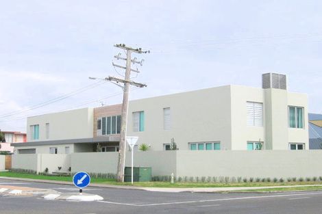 Photo of property in 12 Oceanbeach Road, Mount Maunganui, 3116