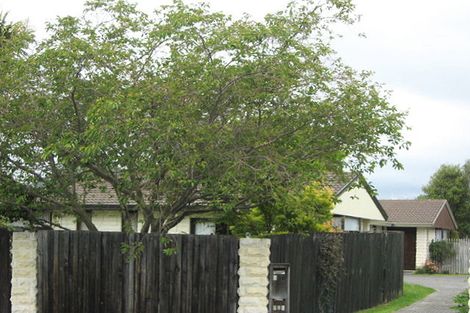 Photo of property in 1/12 Kruse Place, Redwood, Christchurch, 8051