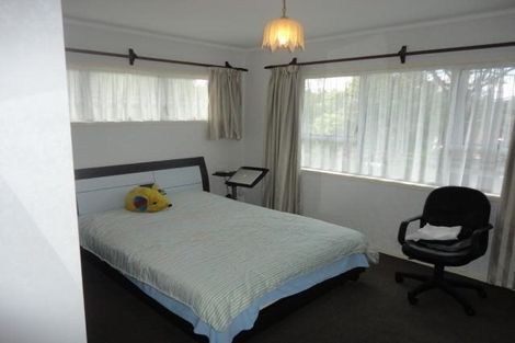 Photo of property in 9 Hiwihau Place, Glenfield, Auckland, 0629