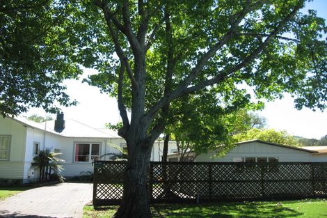 Photo of property in 2 Owen Road, Inner Kaiti, Gisborne, 4010