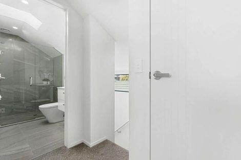 Photo of property in 2/58 Division Street, Riccarton, Christchurch, 8041