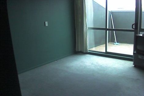 Photo of property in Metro Apartments, 15/220 Thorndon Quay, Pipitea, Wellington, 6011