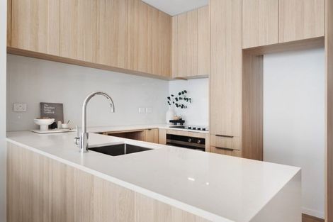 Photo of property in 15 Fencible Drive, Howick, Auckland, 2014