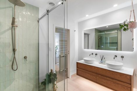 Photo of property in 29a Bay Street, Red Beach, 0932