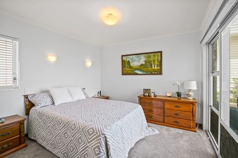 Photo of property in 6 Hamblyn Street, Strandon, New Plymouth, 4312