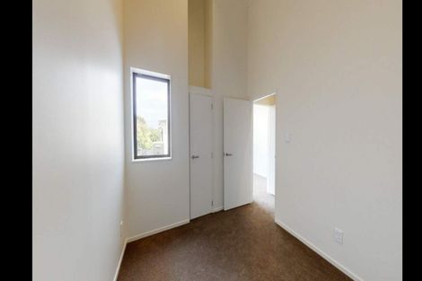 Photo of property in 1 Pasla Close, Papakura, 2110