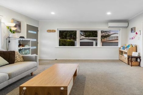 Photo of property in 3/1 Brook Street, Milford, Auckland, 0620
