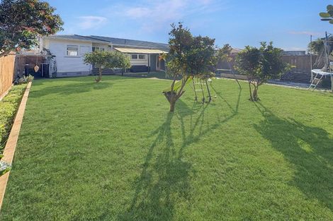Photo of property in 42 Rugby Street, Levin, 5510