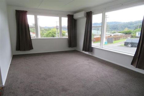 Photo of property in 19 Shackleton Grove, Stokes Valley, Lower Hutt, 5019