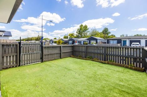 Photo of property in 20 Harore Road, Takanini, 2112