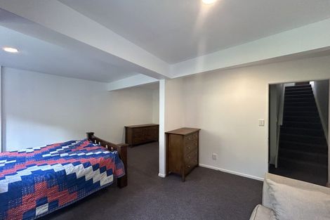 Photo of property in 29 Lawson Place, Mount Victoria, Wellington, 6011