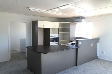 Photo of property in 12-14 Clevedon Road, Papakura, 2110