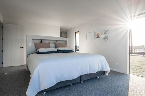 Photo of property in 83 Sunline Drive, Leamington, Cambridge, 3432