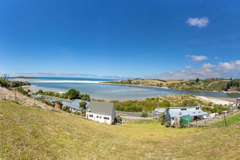 Photo of property in 1406 Taieri Mouth Road, Taieri Mouth, 9091