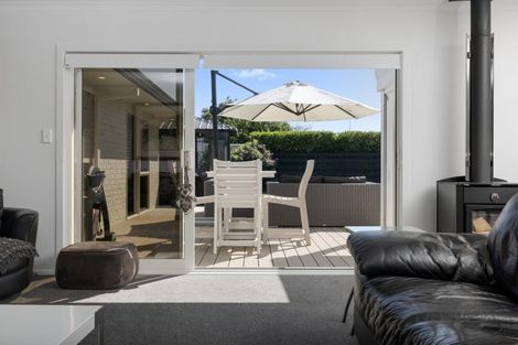 Photo of property in 18 Lotus Avenue, Mount Maunganui, 3116