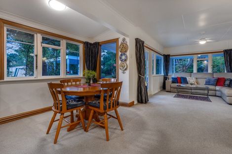 Photo of property in 121 Amohia Street, Paraparaumu, 5032