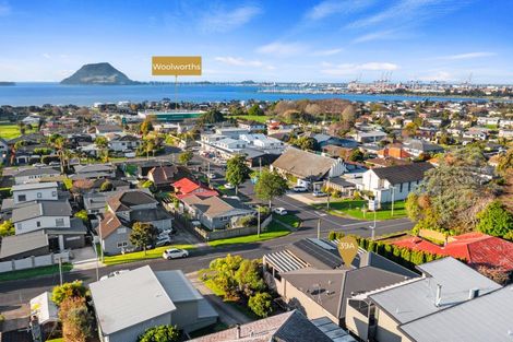 Photo of property in 39a Seaview Road, Otumoetai, Tauranga, 3110