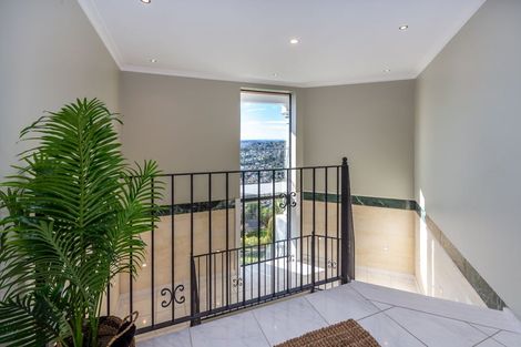Photo of property in 80 Longhurst Terrace, Cashmere, Christchurch, 8022