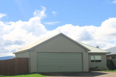 Photo of property in 21 Duggan Drive, Owhata, Rotorua, 3010
