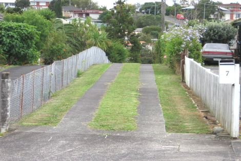 Photo of property in 7 Domain Road, Glenfield, Auckland, 0629