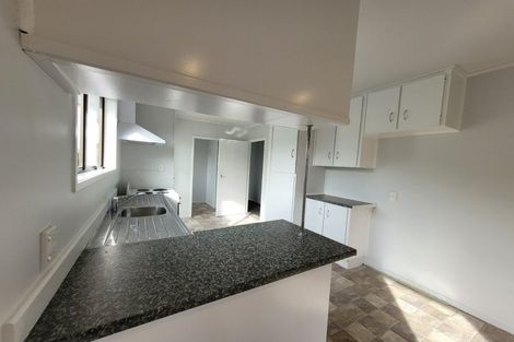 Photo of property in 2 Massine Place, Randwick Park, Auckland, 2105