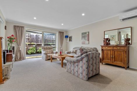 Photo of property in 46 Keston Crescent, Flagstaff, Hamilton, 3210