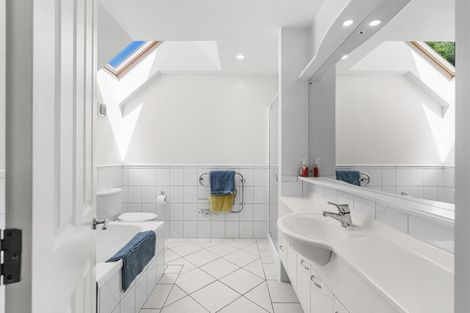 Photo of property in 18a Daresbury Lane, Fendalton, Christchurch, 8014