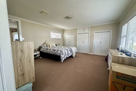 Photo of property in 2/26 Dallinghoe Crescent, Milford, Auckland, 0620