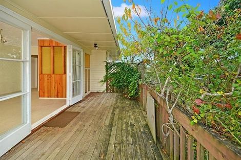 Photo of property in 82 Salisbury Road, Birkdale, Auckland, 0626