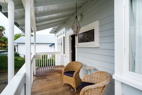 Photo of property in 23 Cameron Road, Bluff Hill, Napier, 4110