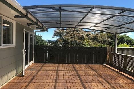 Photo of property in 6 Gaff Place, Whitby, Porirua, 5024