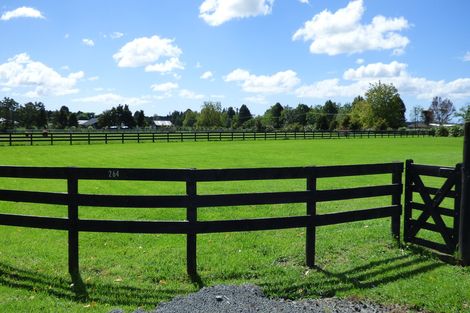 Photo of property in 2 Puriri Park Lane, Waipapa, 0230