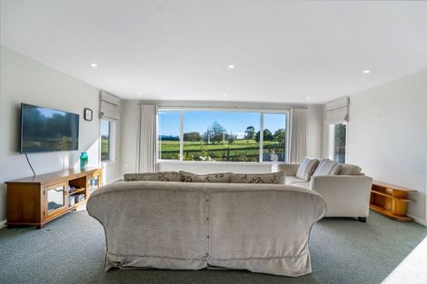 Photo of property in 28 Northview Avenue, Winton, 9720