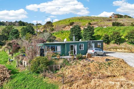 Photo of property in 63 Porter Road, Paparoa, 0571