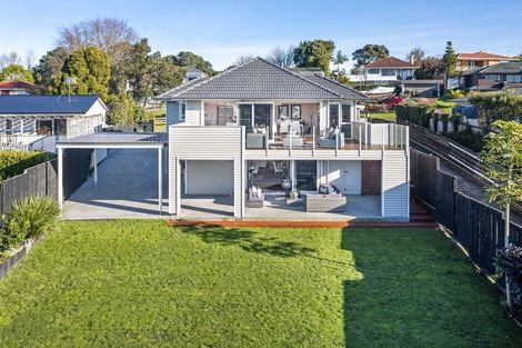 Photo of property in 78 Alexander Street, Cockle Bay, Auckland, 2014