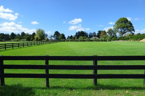 Photo of property in 2 Puriri Park Lane, Waipapa, 0230