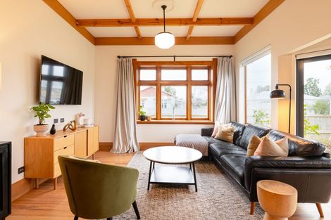 Photo of property in 77 Te Aroha Street, Hamilton East, Hamilton, 3216