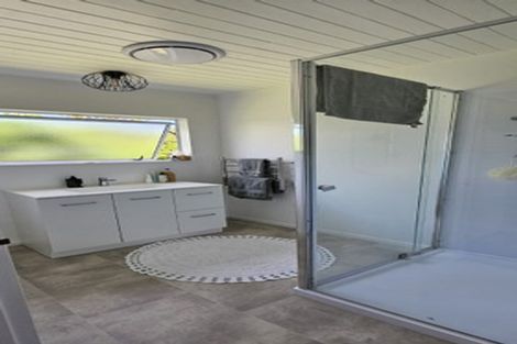 Photo of property in 12 Cove Road, Waipu, 0510