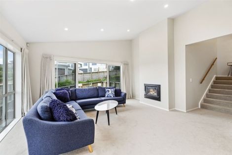 Photo of property in 7 Sue Dow Lane, Aotea, Porirua, 5024