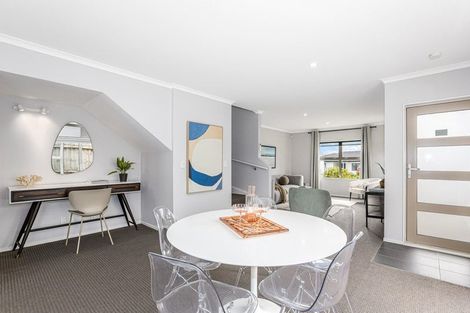 Photo of property in 184 Mark Avenue, Grenada Village, Wellington, 6037