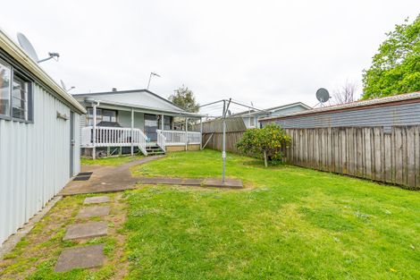 Photo of property in 90 Friedlanders Road, Manurewa, Auckland, 2102