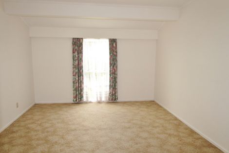 Photo of property in 6 Lowes Place, Solway, Masterton, 5810