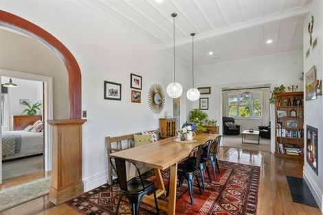 Photo of property in 43 Sunnyvale Road, Massey, Auckland, 0614