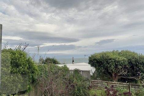 Photo of property in 69 Wellington Road, Paekakariki, 5034