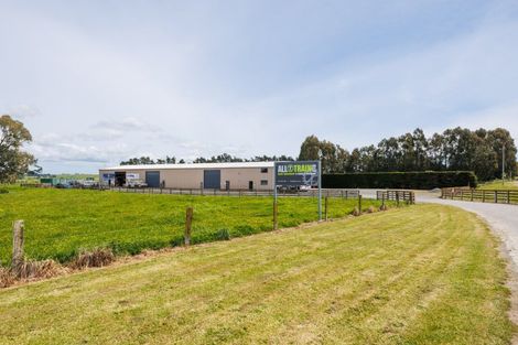 Photo of property in 8 Green Road, Matakana, Warkworth, 0985