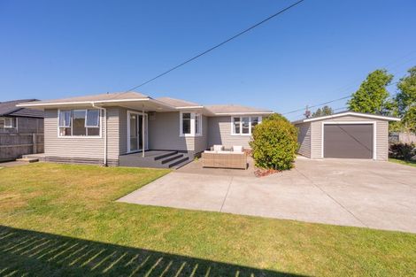 Photo of property in 14 Warwick Crescent, Taradale, Napier, 4112